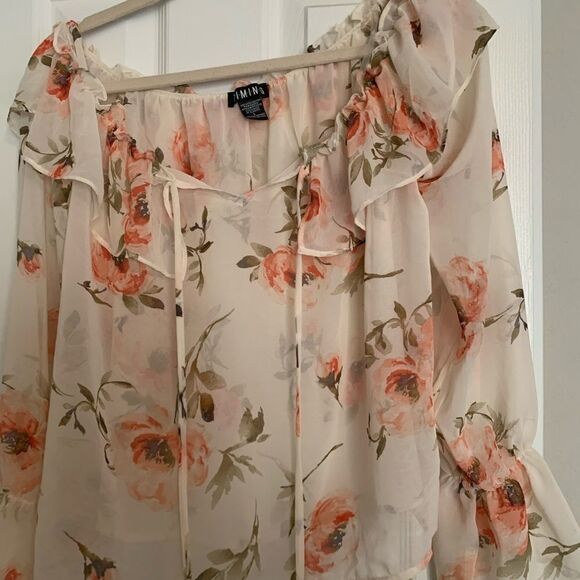 Sheer Off the shoulder floral blouse NWOT - Picture 2 of 4
